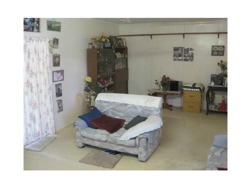 19 Thomas Street, Bowen QLD 4805