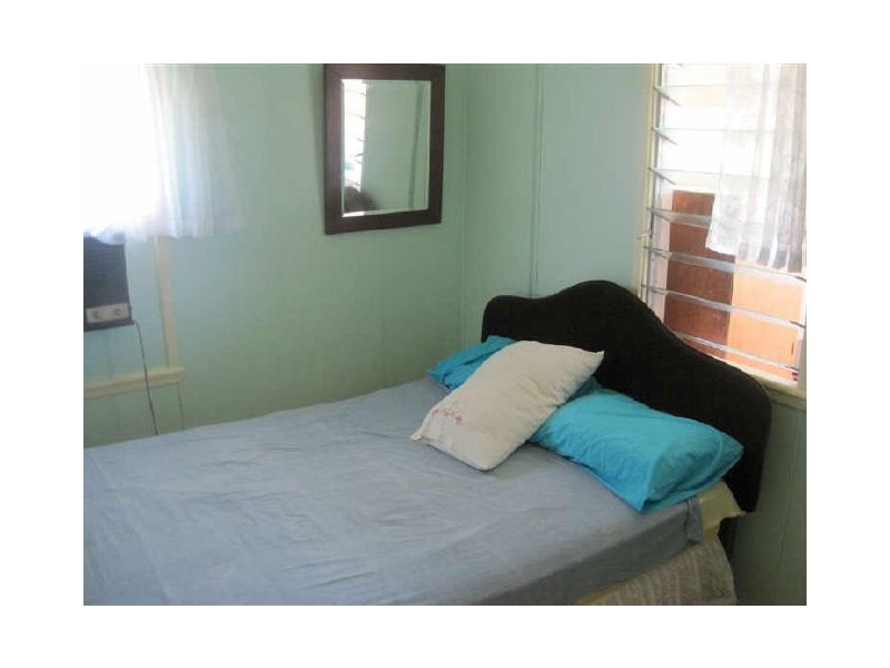 19 Thomas Street, Bowen QLD 4805