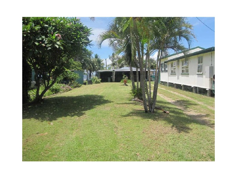 19 Thomas Street, Bowen QLD 4805