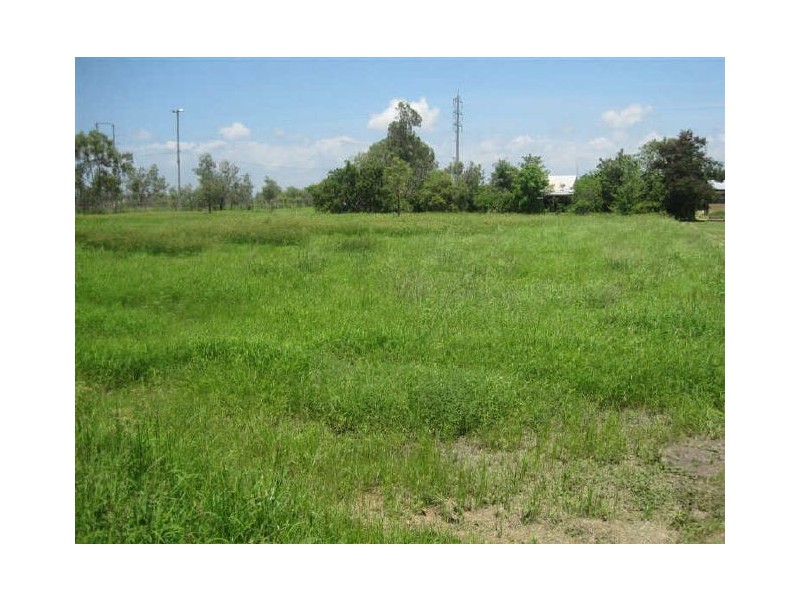 Matthews Street, Bowen QLD 4805