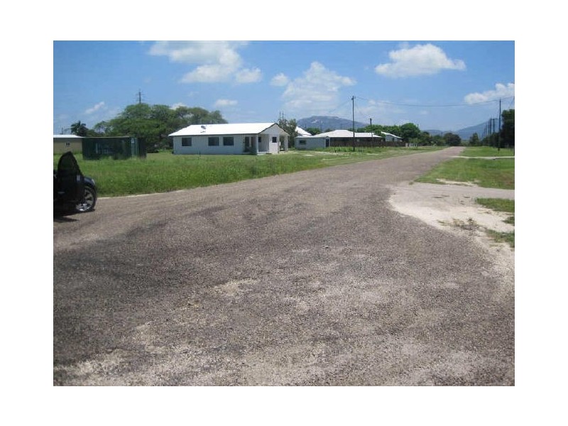 Matthews Street, Bowen QLD 4805