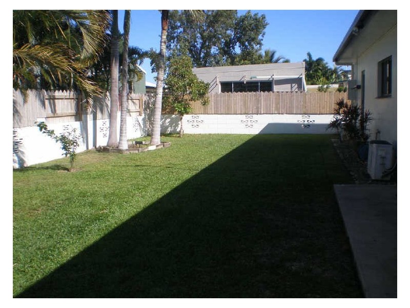 107 Hillview Road, Bowen QLD 4805