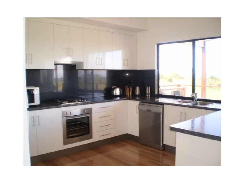 31 Marine Parade, Bowen QLD 4805