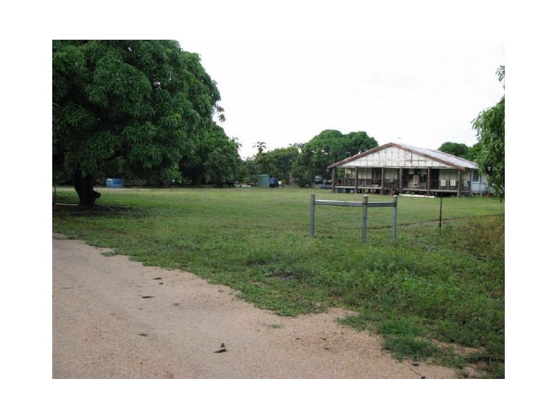 39 Telegraph Road, Bowen QLD 4805