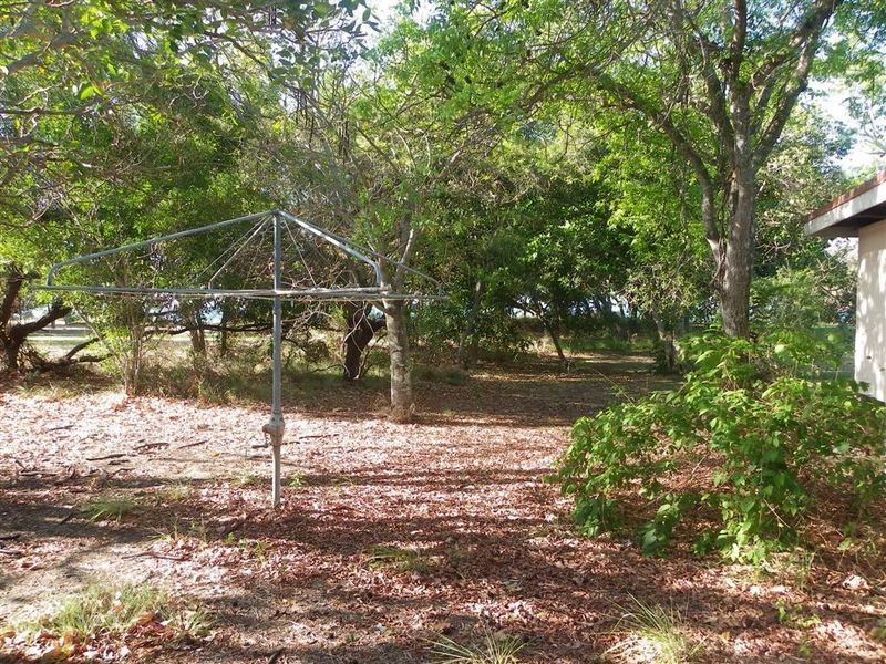 22 Horseshoe Bay Road, Bowen QLD 4805