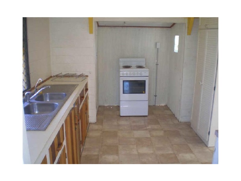 70 Kennedy Street, Bowen QLD 4805