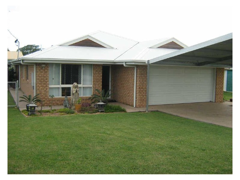 7 Rodney Street, Bowen QLD 4805