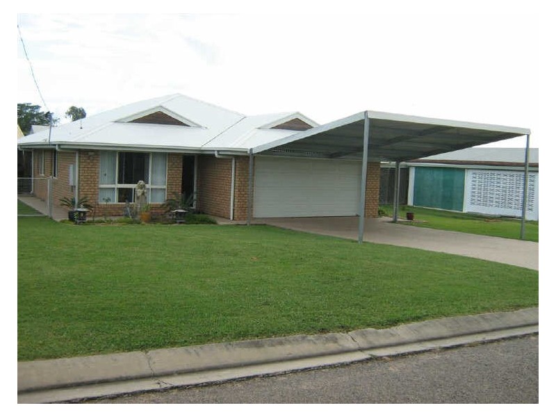 7 Rodney Street, Bowen QLD 4805