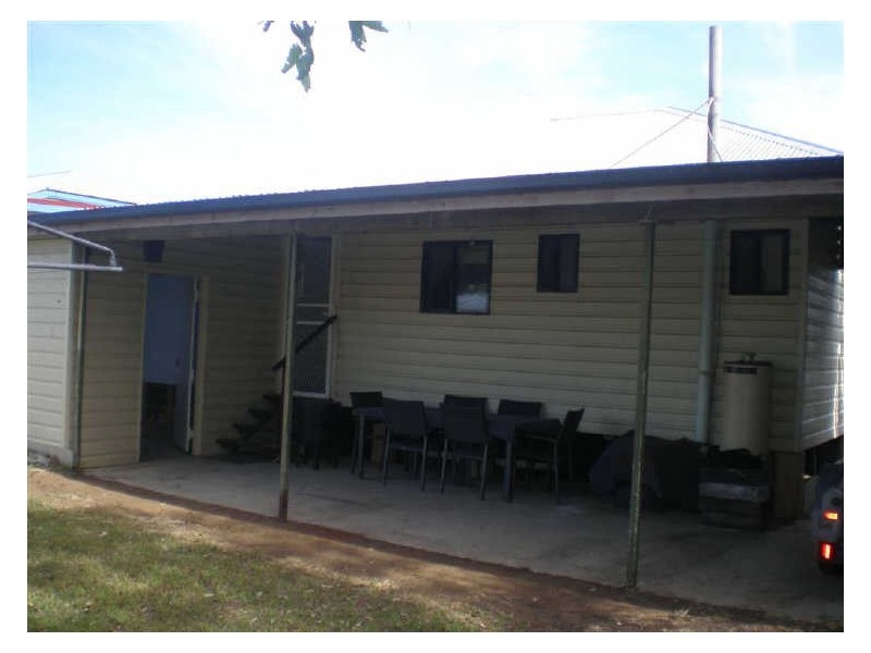 15 Kennedy Street, Bowen QLD 4805