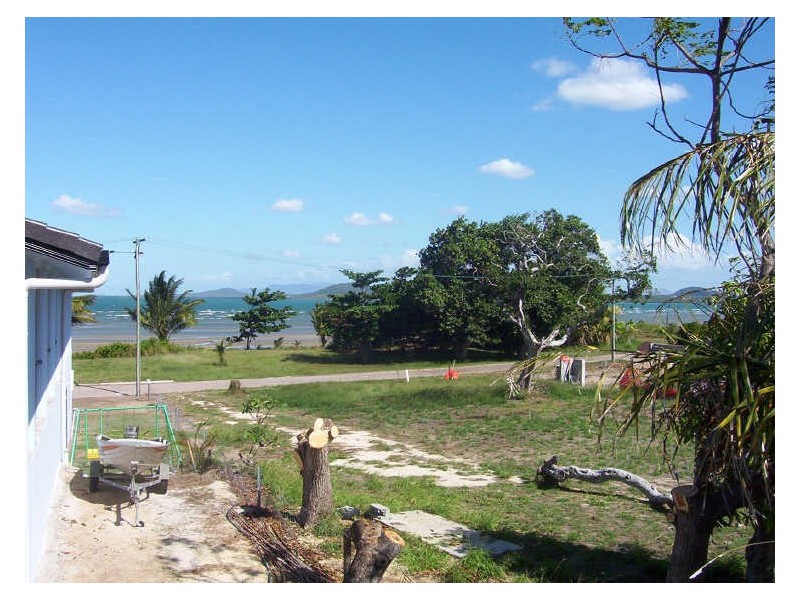 21 Thomas Street, Bowen QLD 4805
