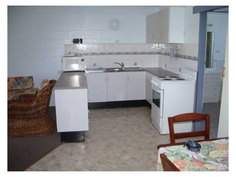 4/47 Horseshoe Bay Road, Bowen QLD 4805