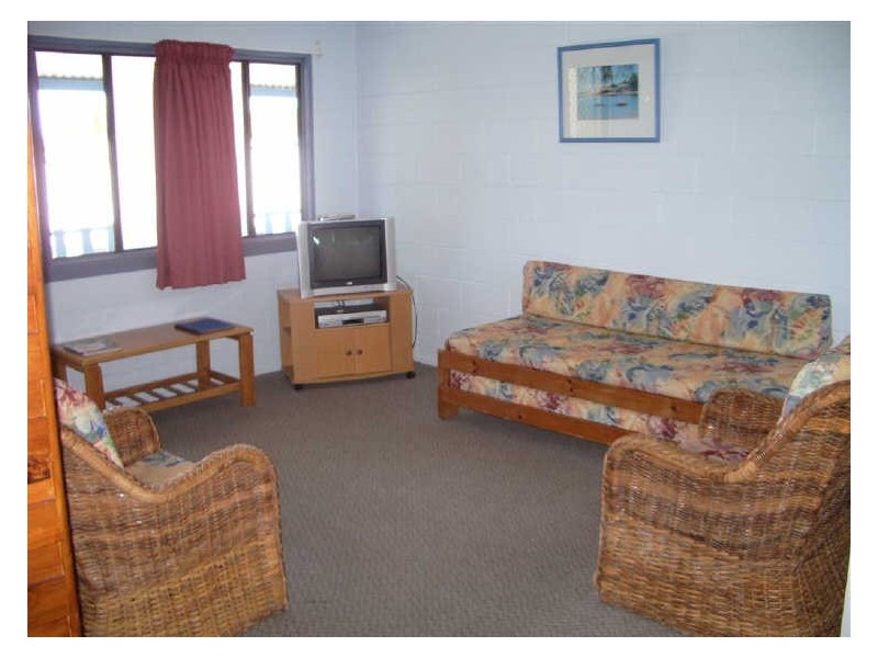 4/47 Horseshoe Bay Road, Bowen QLD 4805