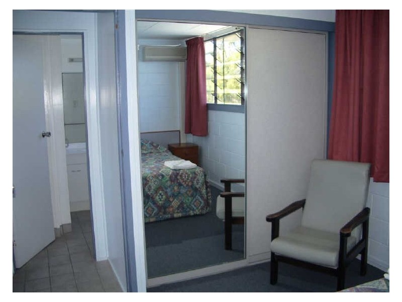 4/47 Horseshoe Bay Road, Bowen QLD 4805