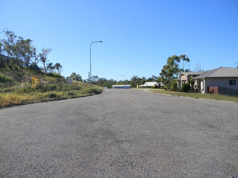 14 Craigie Court, Bowen QLD 4805
