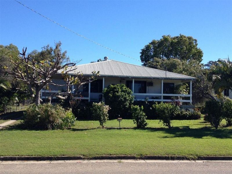 50 Gordon Street, Bowen QLD 4805