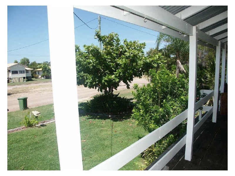 50 Gordon Street, Bowen QLD 4805