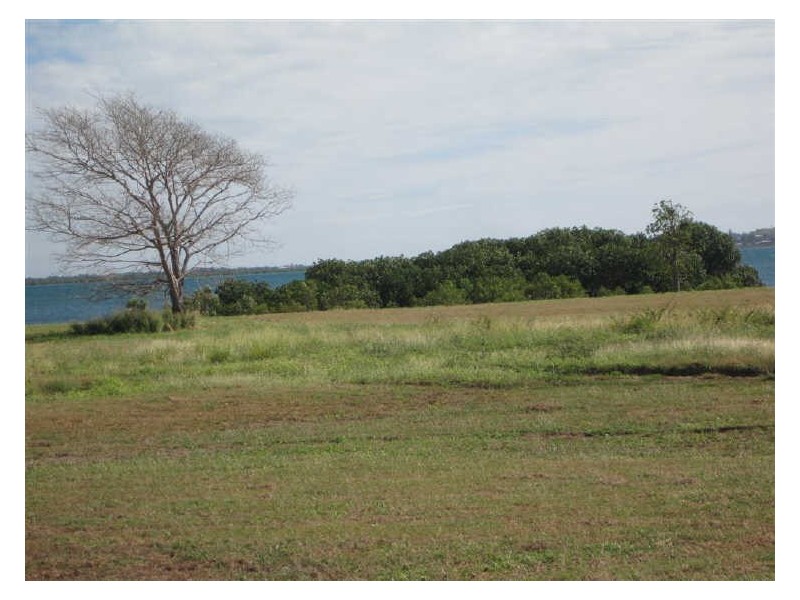 17 Bayside Court, Bowen QLD 4805