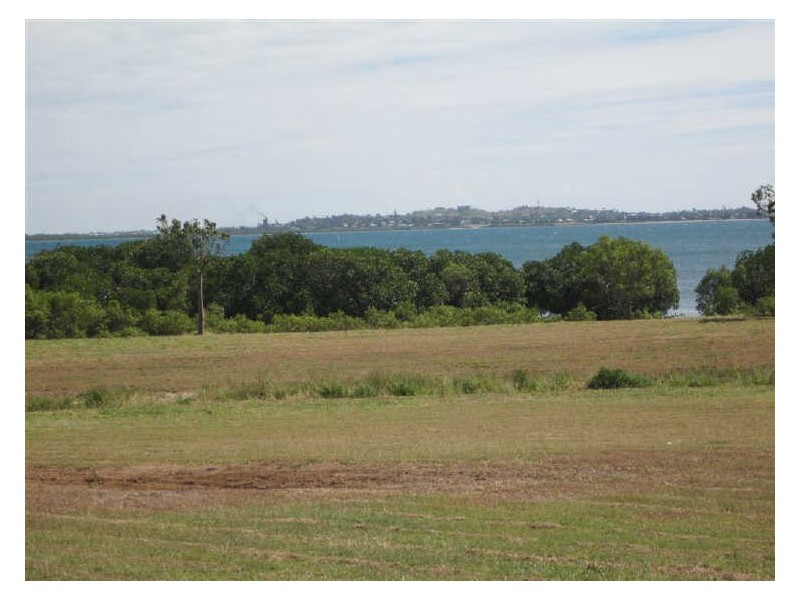 20 Marine Parade, Bowen QLD 4805