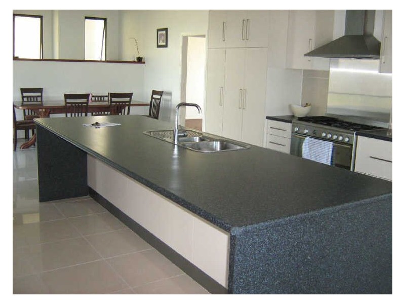 6 Allan Place, Bowen QLD 4805