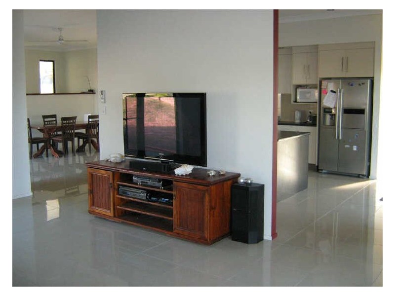 6 Allan Place, Bowen QLD 4805