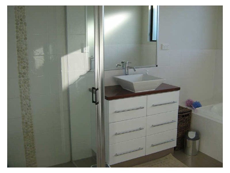 6 Allan Place, Bowen QLD 4805