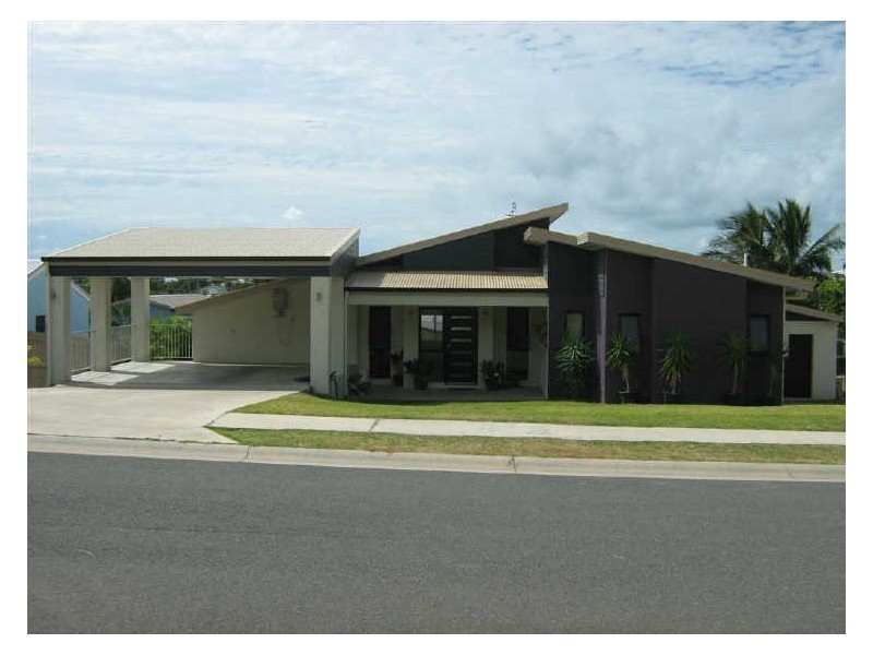 6 Allan Place, Bowen QLD 4805