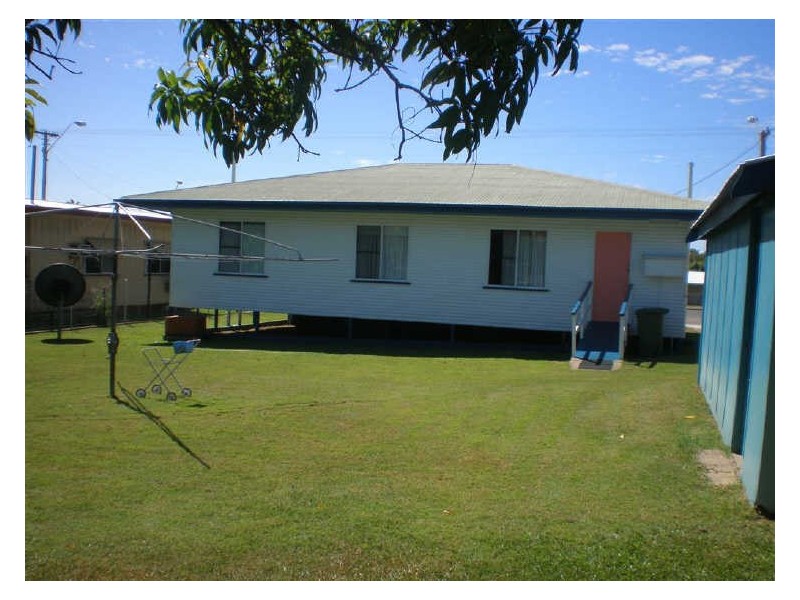129 Herbert Street, Bowen QLD 4805