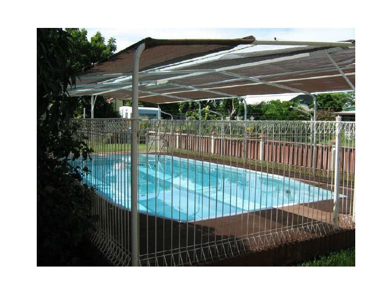 1/4 Dalrymple Street, Bowen QLD 4805