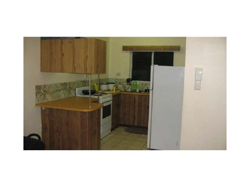 1/4 Dalrymple Street, Bowen QLD 4805