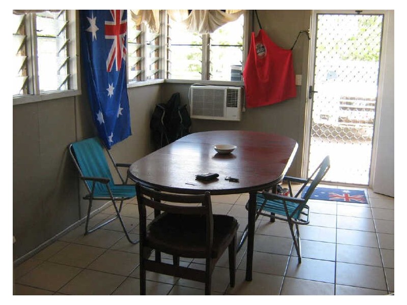 42 Creek Street, Bowen QLD 4805