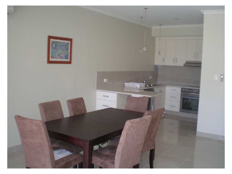 8/89 Horseshoe Bay Road, Bowen QLD 4805