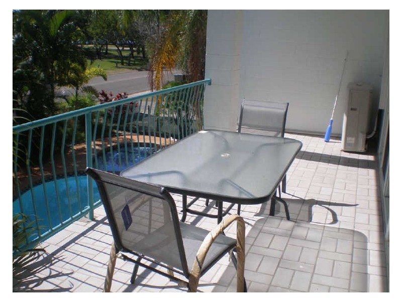 8/89 Horseshoe Bay Road, Bowen QLD 4805