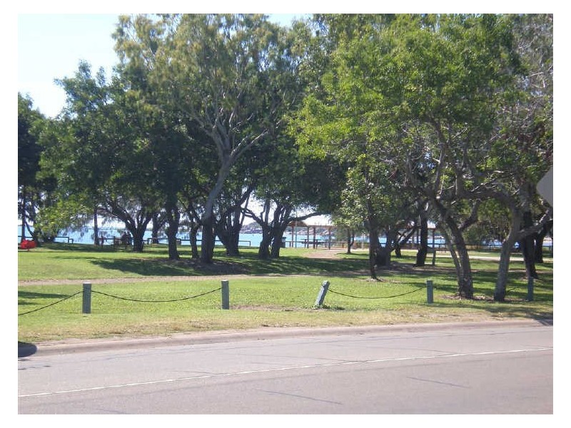 8/89 Horseshoe Bay Road, Bowen QLD 4805