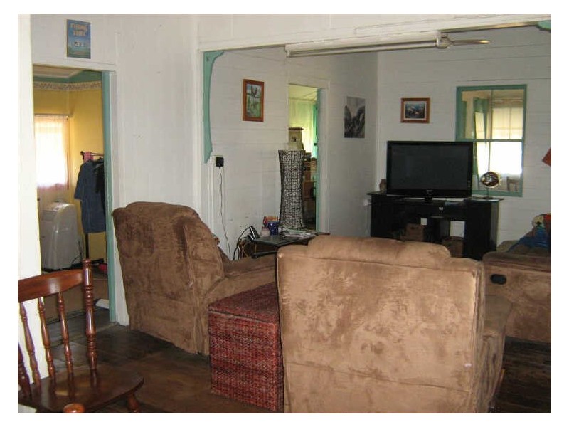 120 Powell Street, Bowen QLD 4805