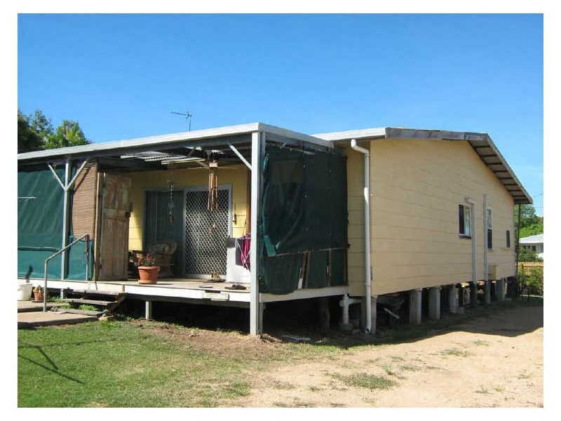 120 Powell Street, Bowen QLD 4805