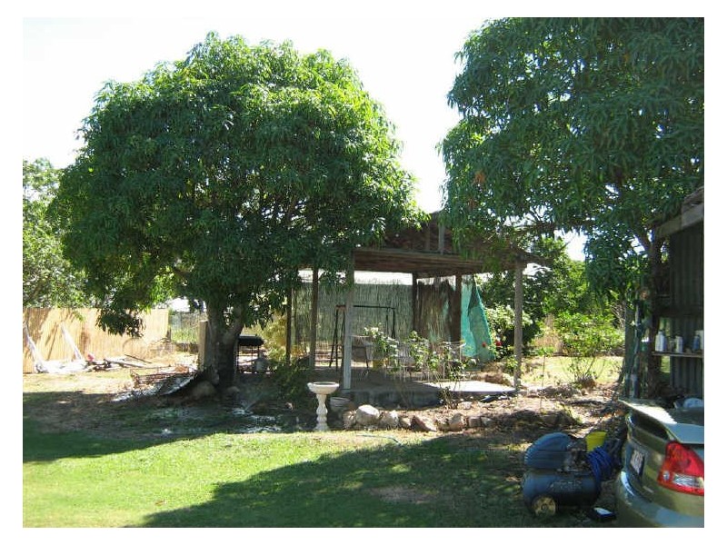 120 Powell Street, Bowen QLD 4805