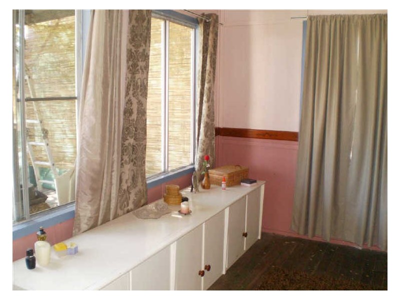 120 Powell Street, Bowen QLD 4805