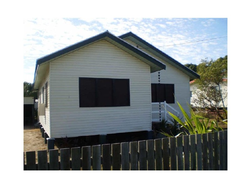 18 Gilbert Street, Bowen QLD 4805