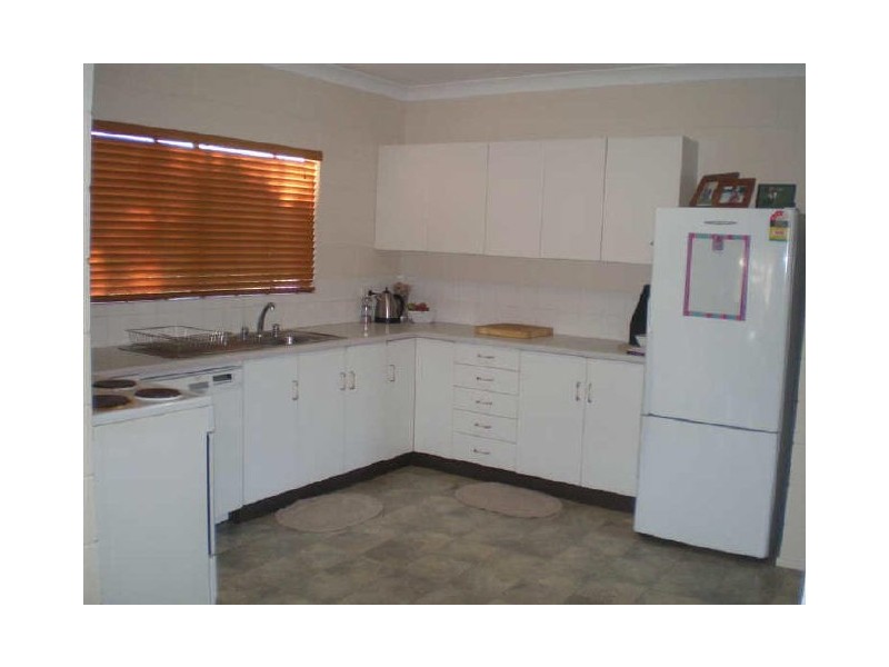 1 Gloucester Street, Bowen QLD 4805
