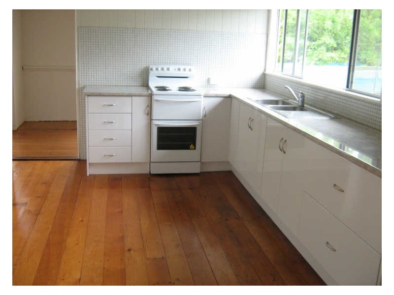 29 Livingstone Street, Bowen QLD 4805