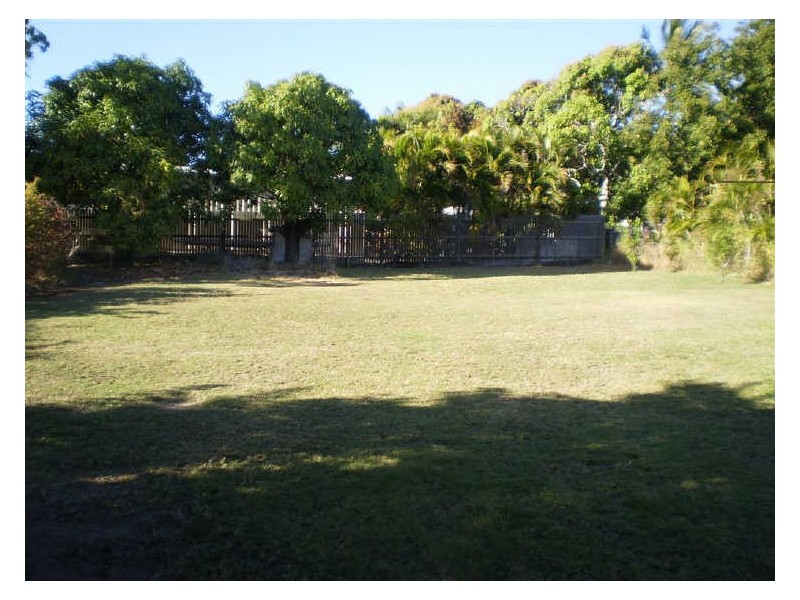 29 Livingstone Street, Bowen QLD 4805