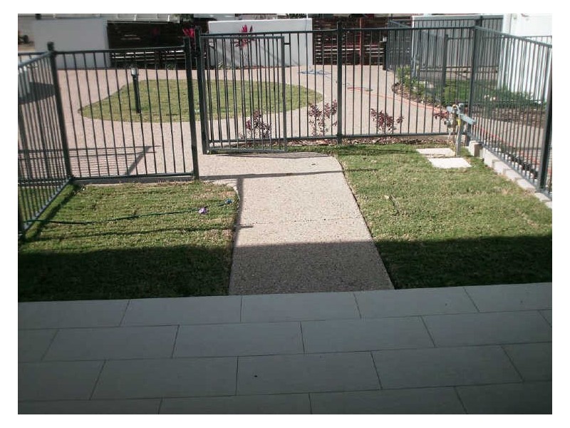 4/74a Powell Street, Bowen QLD 4805