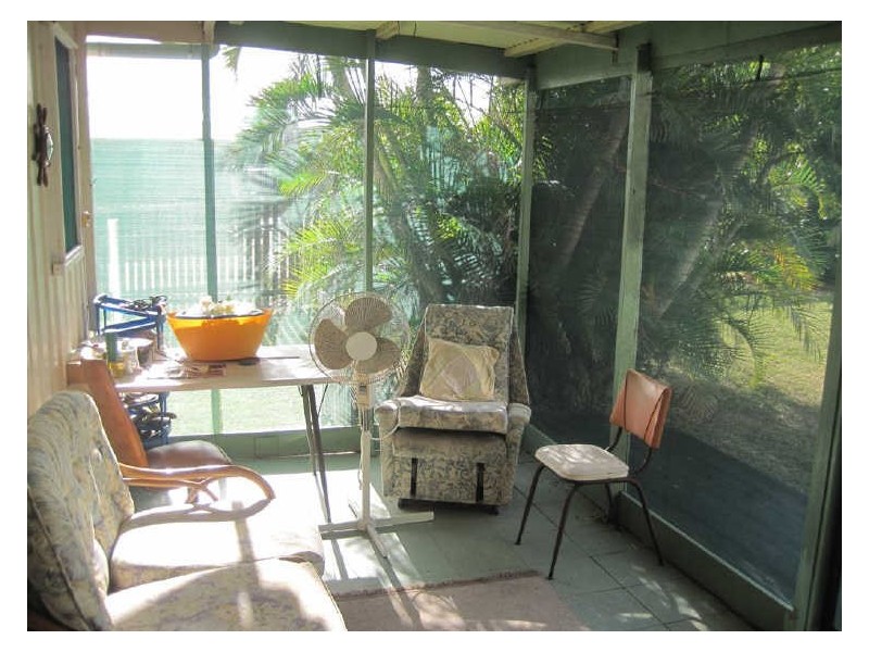 16 Wentworth Street, Bowen QLD 4805