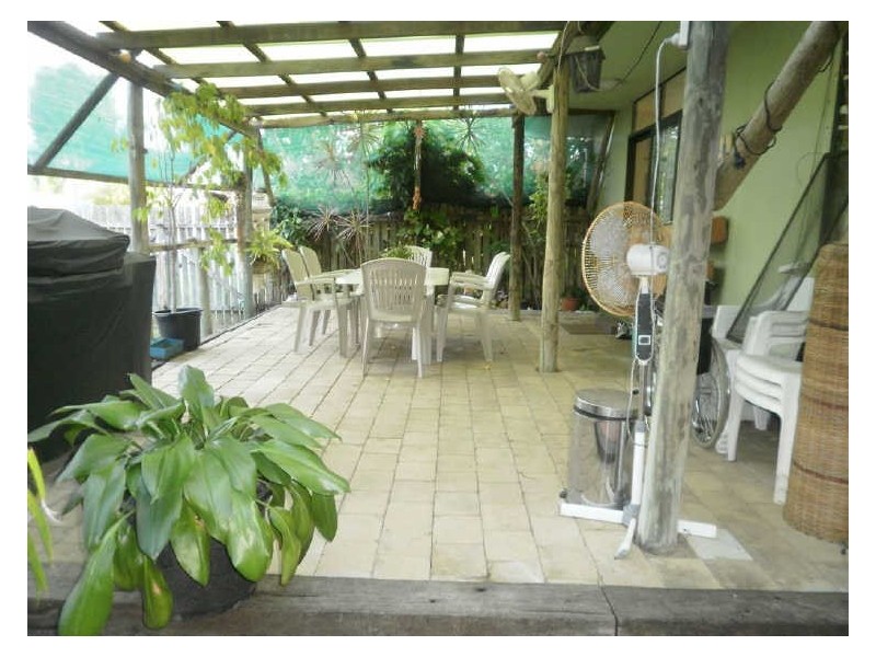 10 Suthers Street, Bowen QLD 4805