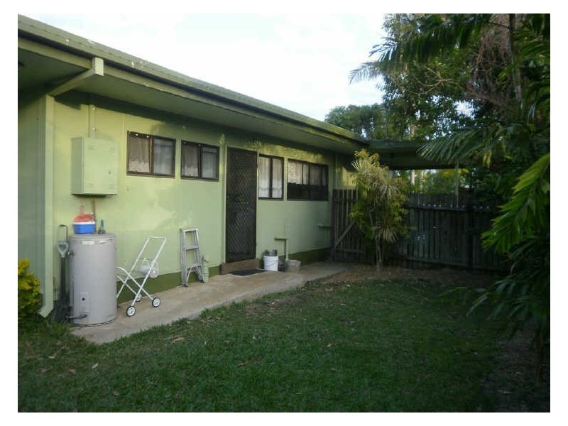 10 Suthers Street, Bowen QLD 4805