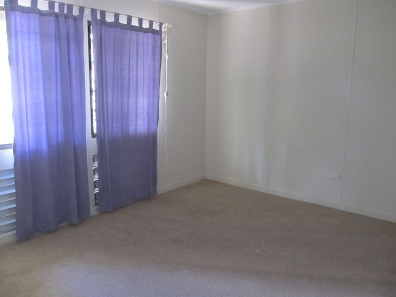 10 Suthers Street, Bowen QLD 4805