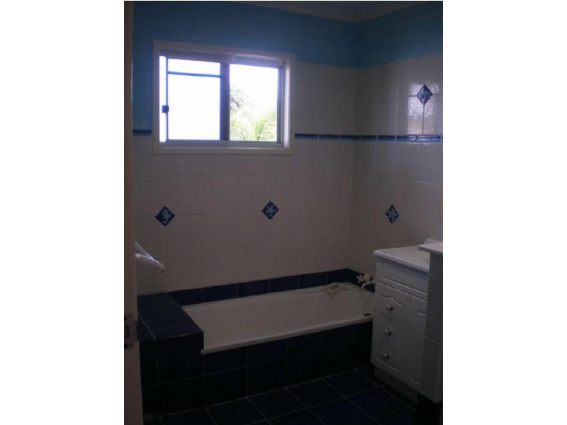 20 Banksia Street, Bowen QLD 4805