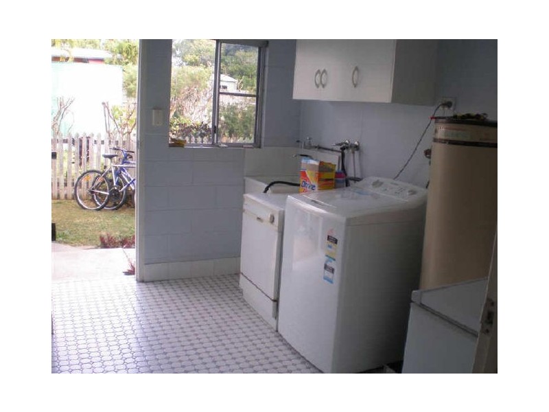 20 Banksia Street, Bowen QLD 4805