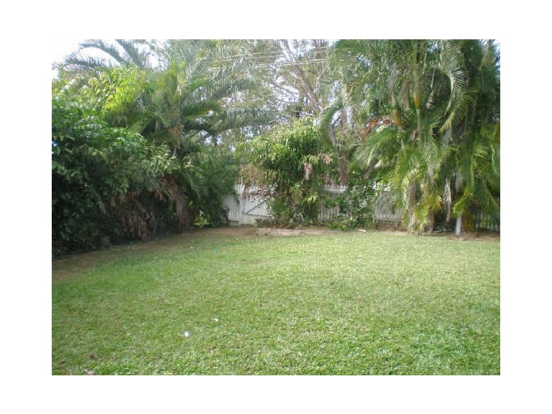 20 Banksia Street, Bowen QLD 4805