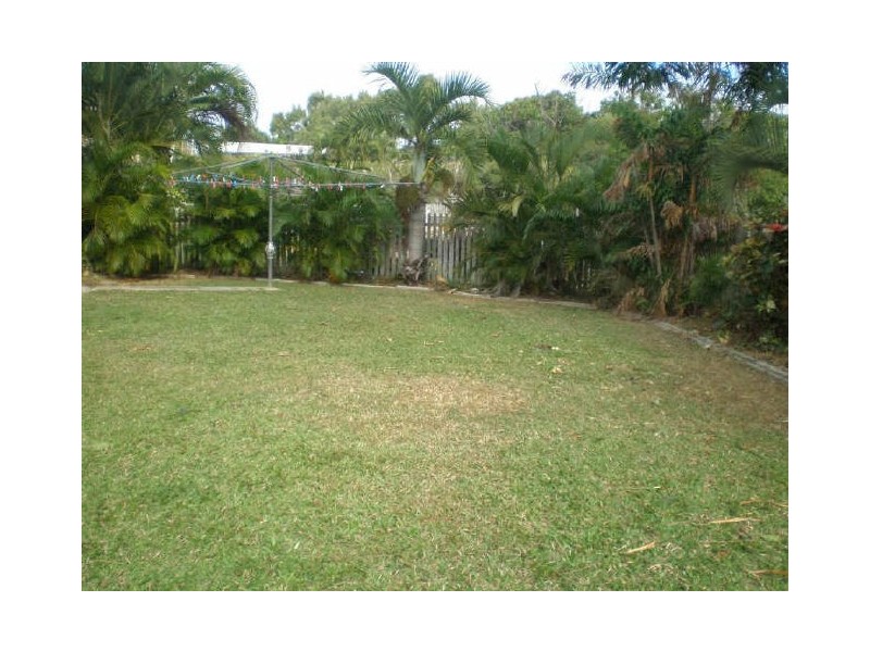 20 Banksia Street, Bowen QLD 4805